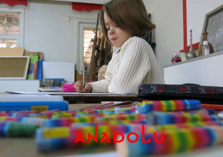 Çocuklar Pastel Çalışması Çocuklar Pastel Çalışması Çocuklar Pastel Çalışması